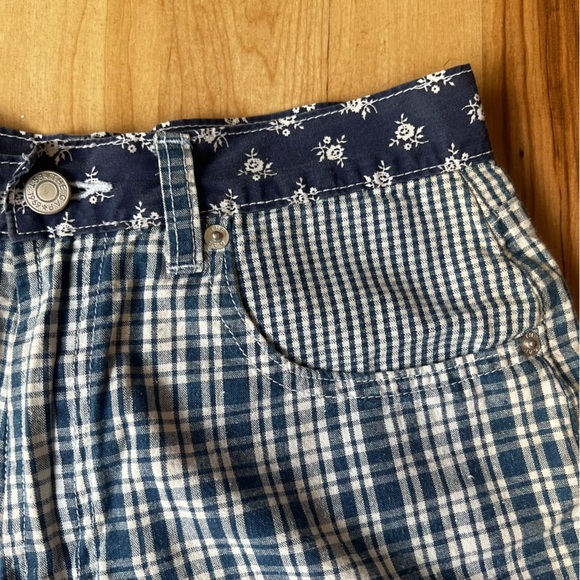 Vintage CottageCore Gingham Plaid Floral Cotton Shorts - Picture 7 of 8